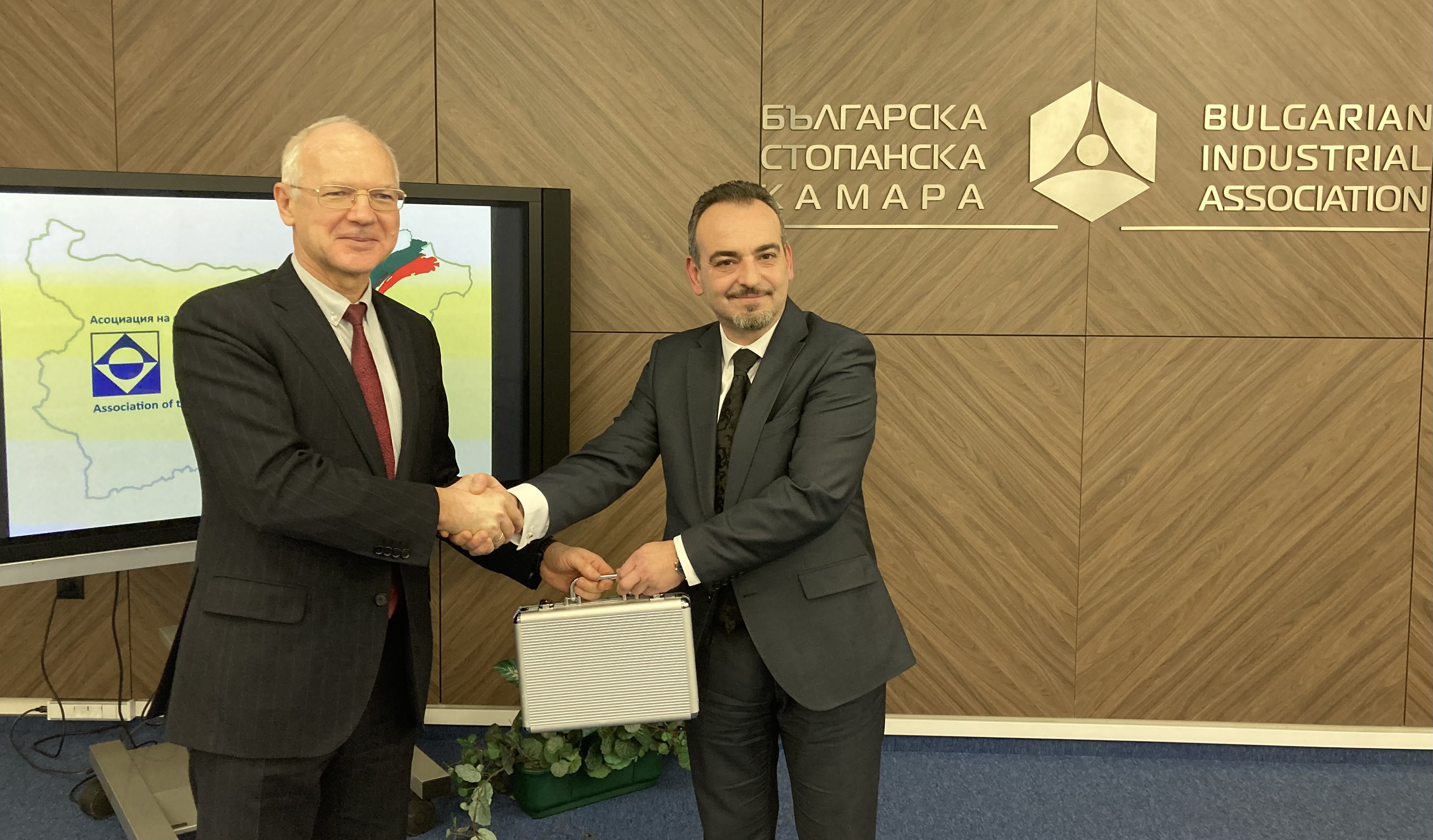 Българската стопанска камара пое председателството на АОБР за 2022 г.